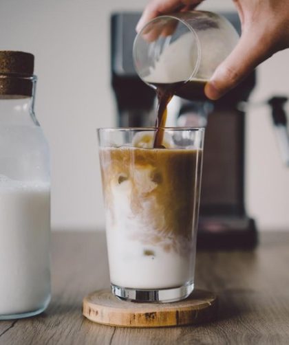 Cara Membuat Kopi Susu di Rumah