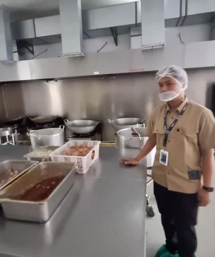 kontrol mikroba dapur MBG