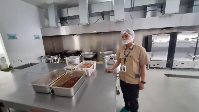 kontrol mikroba dapur MBG